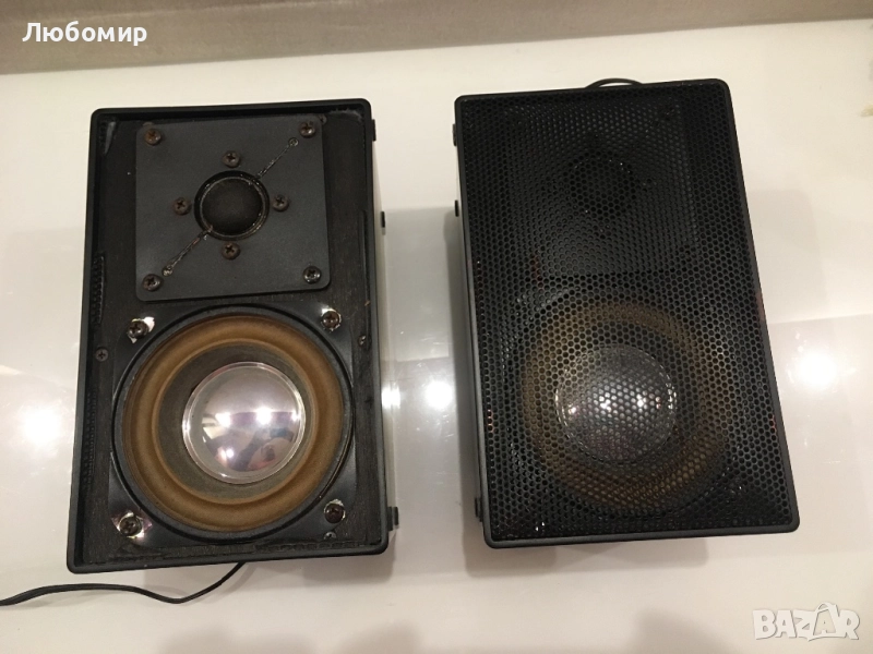 Universum - Ретро метални колонки, снимка 1