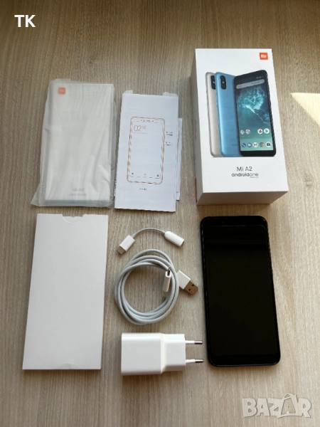Продавам Xiaomi Mi A2 за ремонт или за части, снимка 1
