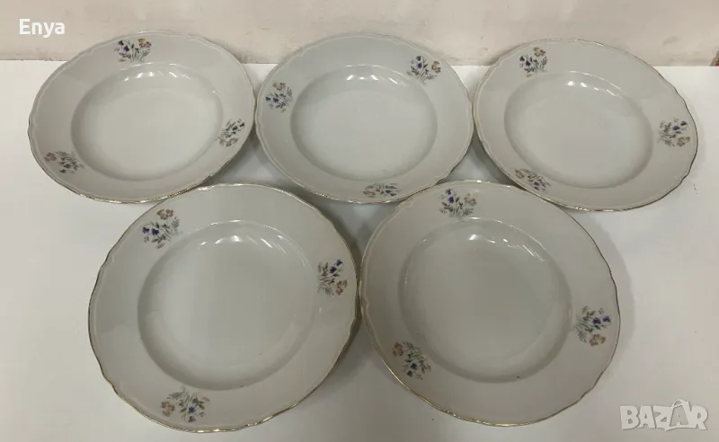 Български порцеланови чинии с полски цветя, снимка 1