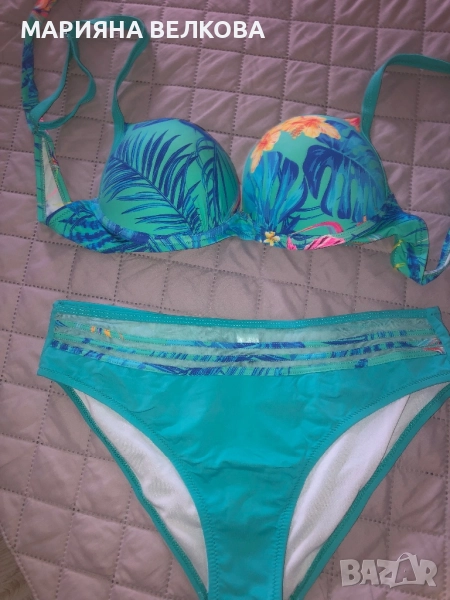 Три дамски бански рзмер L, снимка 1