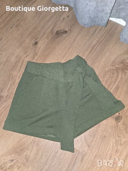 Къси панталонки, снимка 1