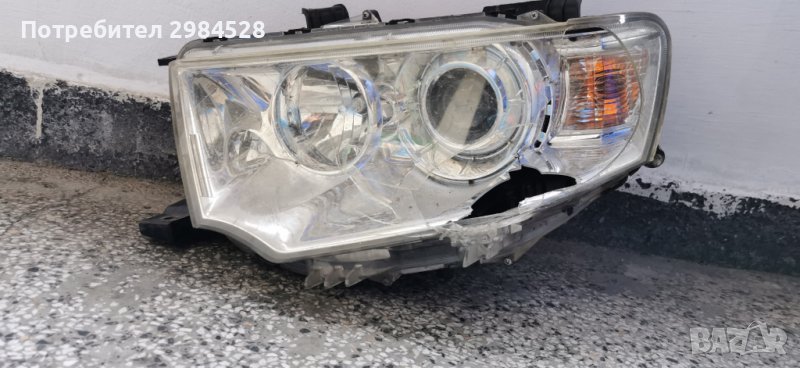 Фар за Mitsubishi L200 / Митсубиши Л200, снимка 1