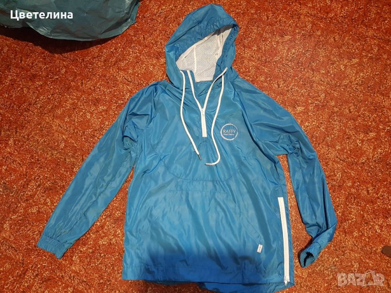 Продавам ветровка, снимка 1