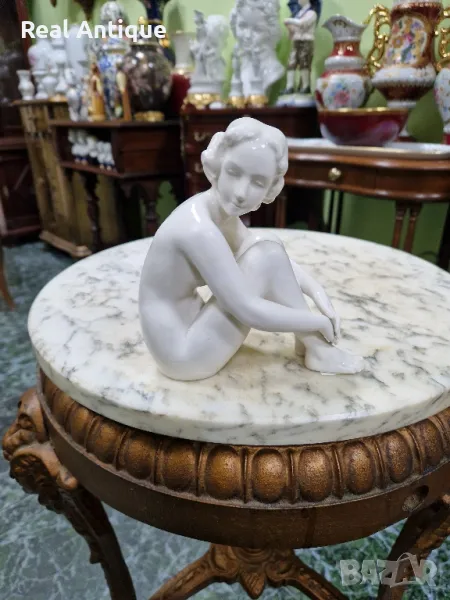 Уникална рядка антикварна колекционерска немска порцеланова фигура статуетка Hummel Goebel , снимка 1