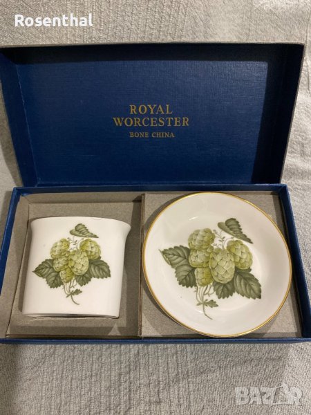 Английски комплект костен порцелан Royal Worcester, снимка 1