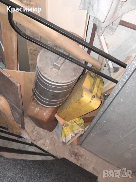 Продавам три туби за бензин, снимка 1