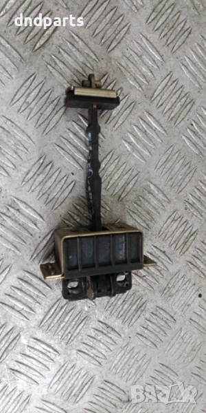 Стопер врата Mercedes C-Class W203 2002г.(преден десен)	, снимка 1