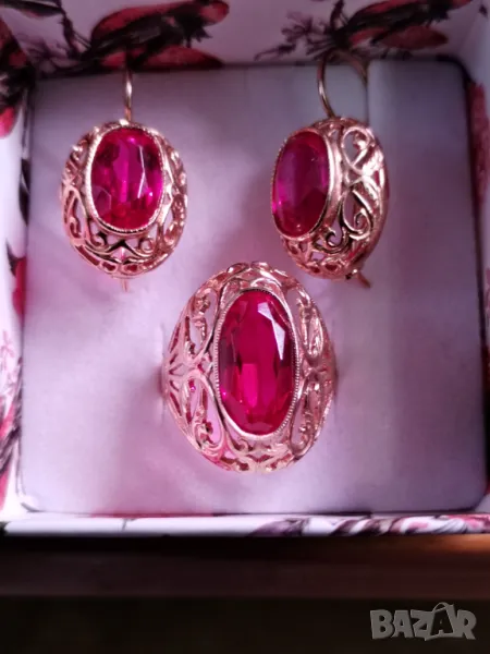 Руски златен комплект с рубини, снимка 1