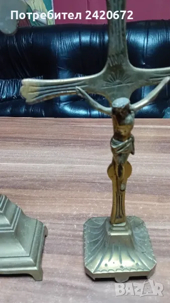 настолен кръст  с разпятие, снимка 1