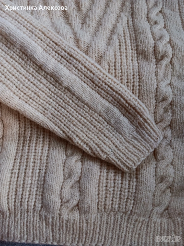 Вълнен пуловер, снимка 1