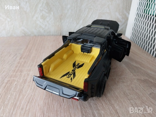 метални колички със светлини звук и отварящи се врати , снимка 14 - Коли, камиони, мотори, писти - 53519856