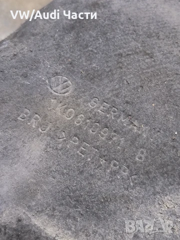 Заден ляв подкалник платов за Голф 5 Volkswagen Golf 5 1K0810971B, снимка 2 - Части - 50717868
