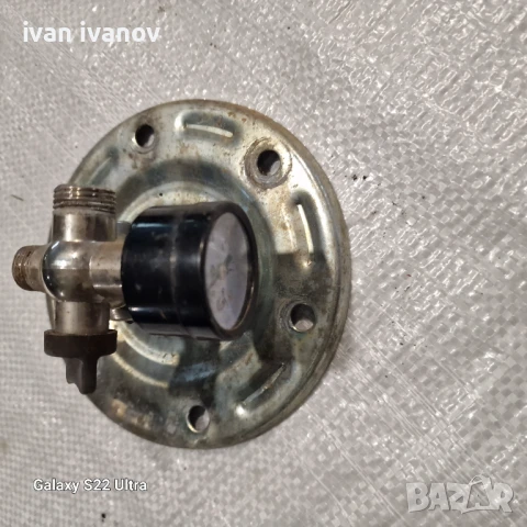 Манометър Налягане Вода , снимка 3 - Водни помпи - 50491335