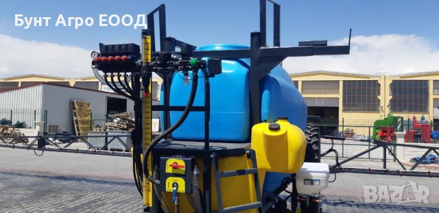 Прикачни пръскачки 3000л 18 м. крила, снимка 5 - Селскостопанска техника - 39076342