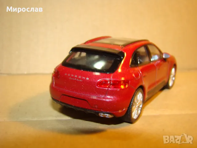 1:43 WELLY PORSCHE MACAN TURBO ИГРАЧКА КОЛИЧКА МОДЕЛ, снимка 5 - Колекции - 48158463