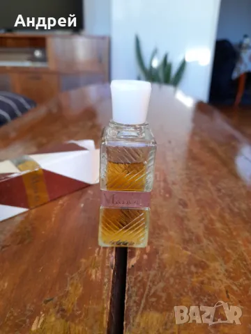 Стар парфюм Manon на Арома, снимка 3 - Други ценни предмети - 48882555