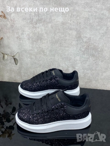 Alexander McQueen Дамски Черни Блестящи Маратонки С Бяла Подметка👟Дамски Спортни Обувки Код E852, снимка 3 - Маратонки - 51587386