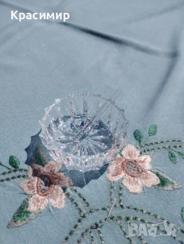 Кристален съд за хайвер или горчица с кокетна кристална лъжичка🌷 📐5,5/2,5 см, лъжичка 6,5 см. 