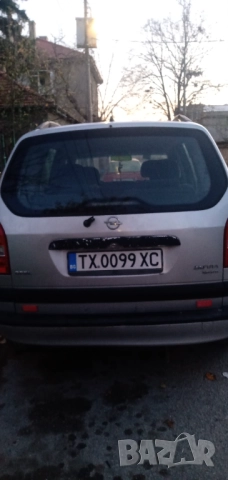 Продавам Опел Зафира 2002 г 7 места,годишна винетка ,всичко платено , снимка 4 - Автомобили и джипове - 52514568