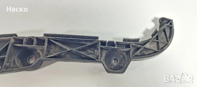 Заден Ляв Държач Скоба Задна Броня Тойота Корола Версо Toyota Corolla Verso 2004-2009 52576-0F010, снимка 3 - Части - 52790097