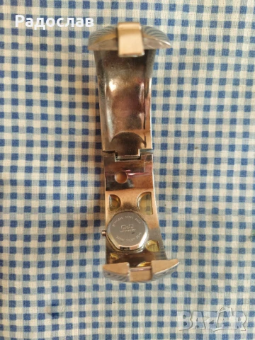 Q&Q часовник тип гривна, снимка 5 - Дамски - 50786406