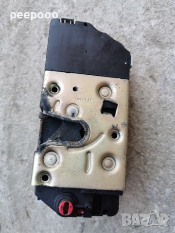 Задна дясна ел.брава за Пежо 307 