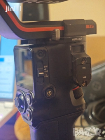 DJI RONIN RS3 спешно!, снимка 3 - Дронове и аксесоари - 52507724