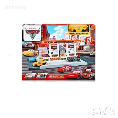 Бензиностанция с път и кола Маккуин DARENLAND