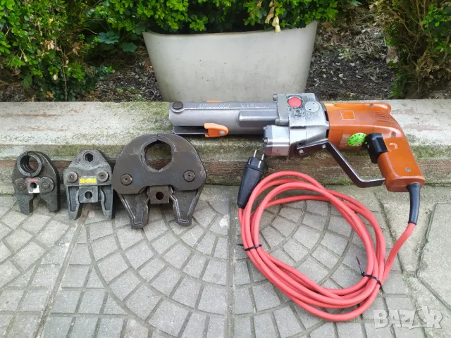 Радиална преса Viega . Прес челюсти Rems , Roller , SV 54, снимка 2 - Други инструменти - 50234260