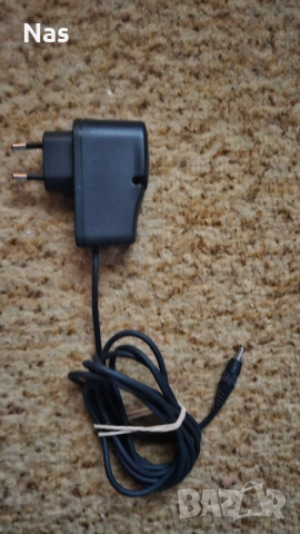 Продавам оригинално зарядно за Nokia 8110, 3110, снимка 2 - Nokia - 51989171