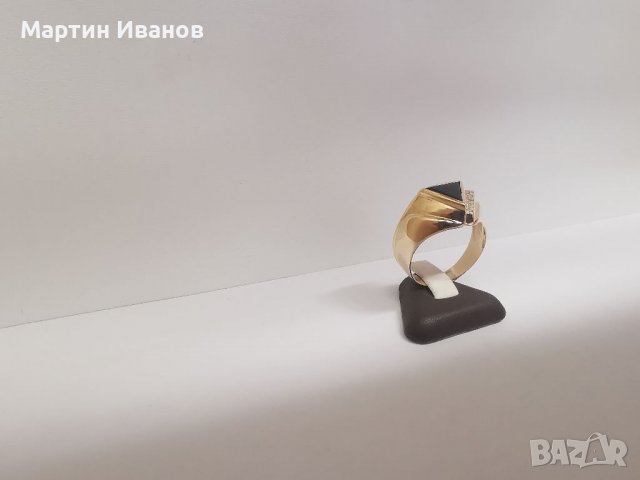 Златен мъжки пръстен с оникс и циркони , снимка 3 - Пръстени - 36935137