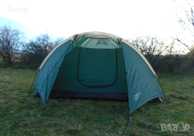 Четириместна палатка COMFORT QUEST, снимка 4 - Палатки - 53070858