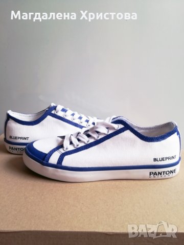 Нови дамски кецове PANTONE UNIVERSE