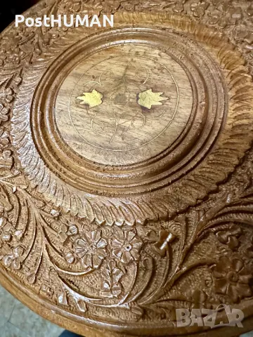 Дървена масичка , снимка 5 - Антикварни и старинни предмети - 47439993