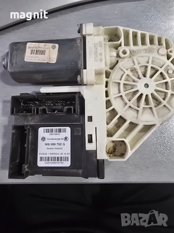 1K0959792G Мотор за стъкло модул централно VW Passat B6 преден десен 