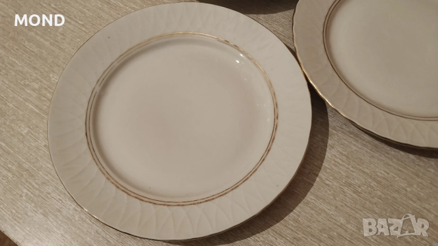 Български процелан - комплект чинии, снимка 11 - Чинии - 52866145