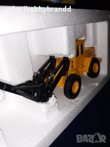 Volvo FH 12  420 1.43 Volvo BM L 70 1.50  Deutz Fahr Tractor 1.32  , снимка 7 - Колекции - 50832702