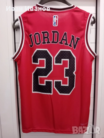 Чисто нов оригинален екип на Чикаго Булс - Майкъл Джордан, снимка 3 - Баскетбол - 51663222