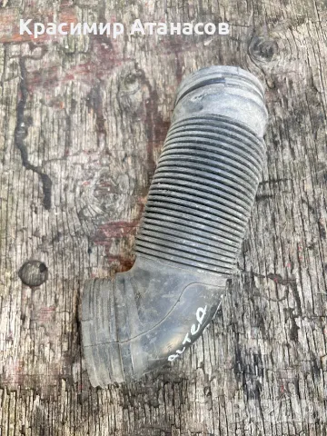 1K0129684B. Въздуховод за Сеат Алтеа XL. 1.9 Tdi. 105кс. 2008г