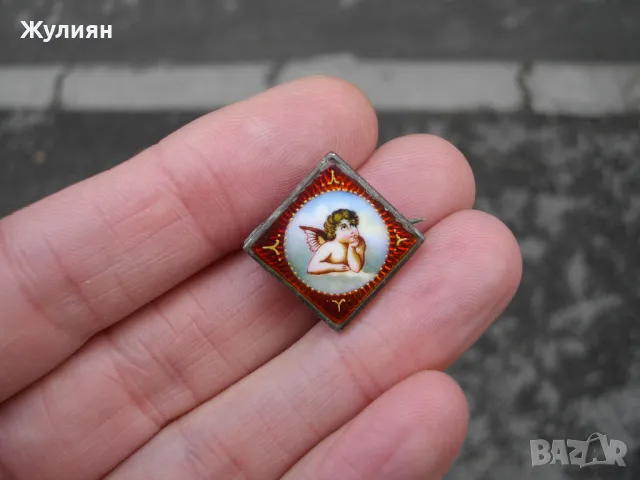 СТАРА СРЕБЪРЕНА БРОШКА АНГЕЛЧЕ ЕМАЙЛ , снимка 1