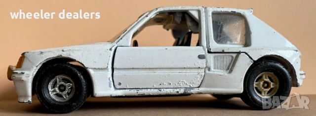 Метална количка Corgi Peugeot 205 Turbo 1/43, снимка 3 - Колекции - 50835272