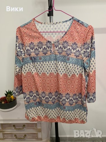 Дамска блуза в размер S-М, снимка 2 - Блузи с дълъг ръкав и пуловери - 44141562