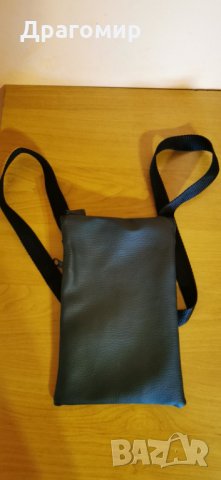 Кожена чантичка много запазена 