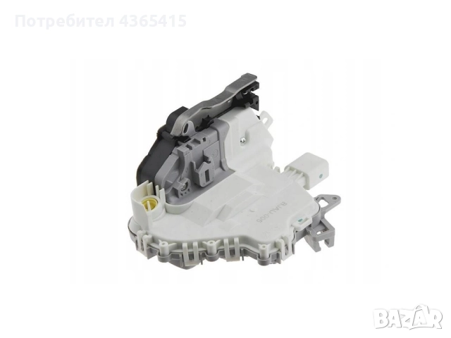 Брава за Audi Q7 4L за предна лява врата 8J1837015C, снимка 2 - Части - 52537054