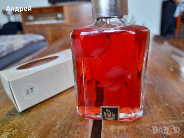 Стар одеколон Живи цветя,Zive Kvety, снимка 6 - Други ценни предмети - 35019017