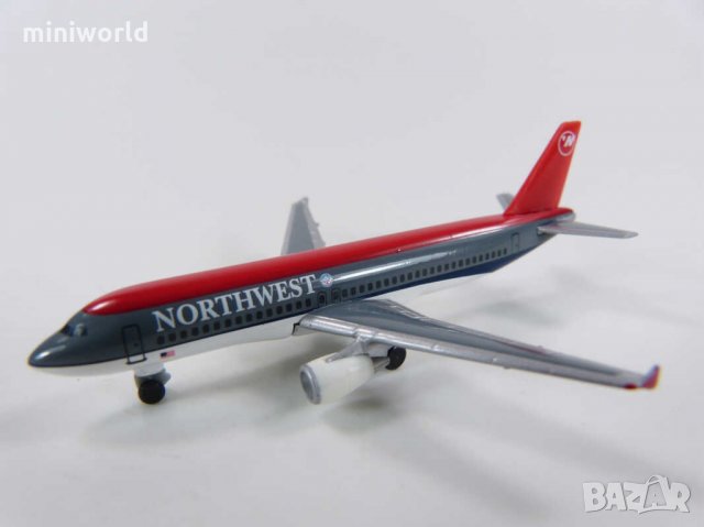 Airbus A320-200 Northwest Airlines самолет - мащаб 1:500 на HERPA Wings моделът е нов в кутийка, снимка 3 - Колекции - 32293963