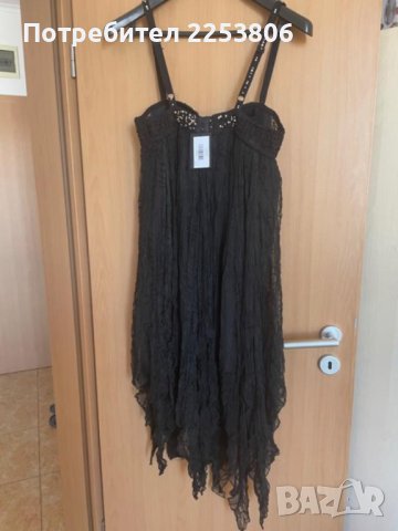 Продава Нова Официална Черна рокля с перли,с етикет-49 евро,размер М, снимка 2 - Рокли - 43695055