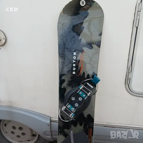 Сноуборд Burton 155см с твърди автомати , снимка 4 - Зимни спортове - 48931147