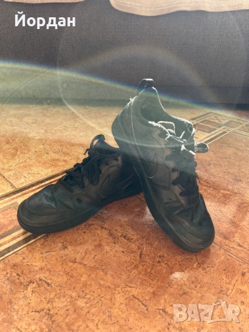 Nike кожени обувки 38 номер, снимка 3 - Маратонки - 53131125