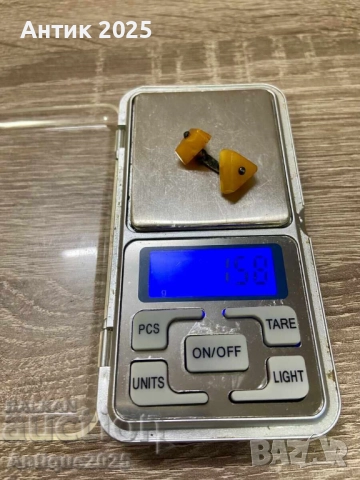 Винтидж копче за ръкавели от естествен кехлибар, снимка 4 - Антикварни и старинни предмети - 51457477